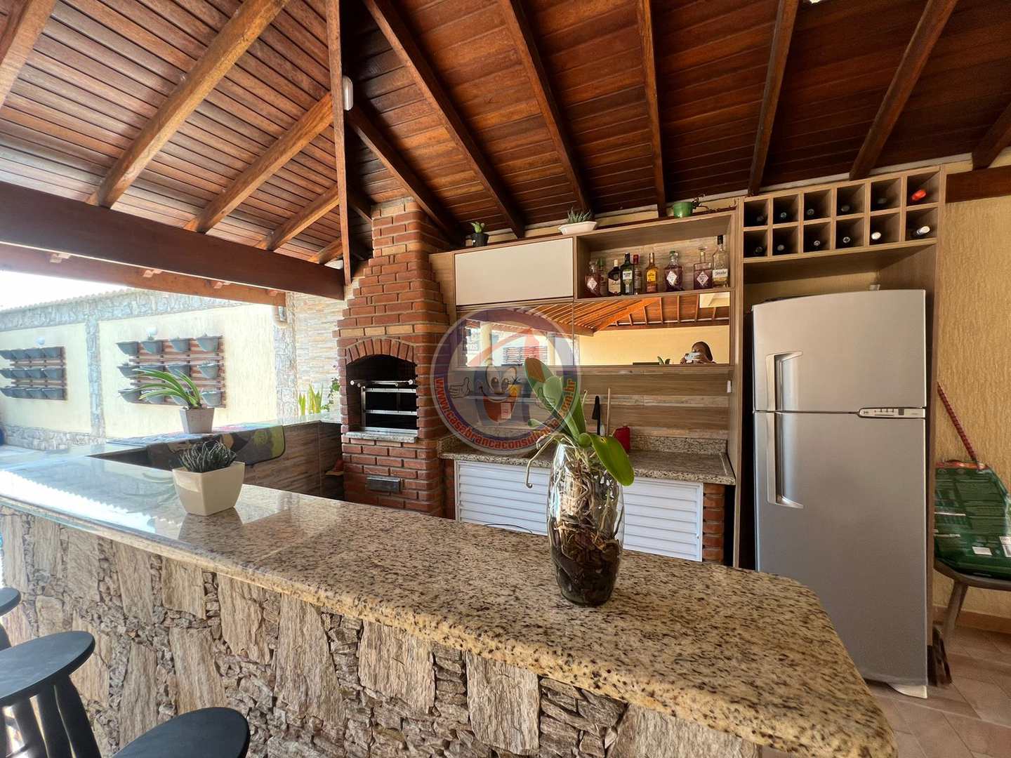 Sobrado à venda e aluguel com 5 quartos, 259m² - Foto 5
