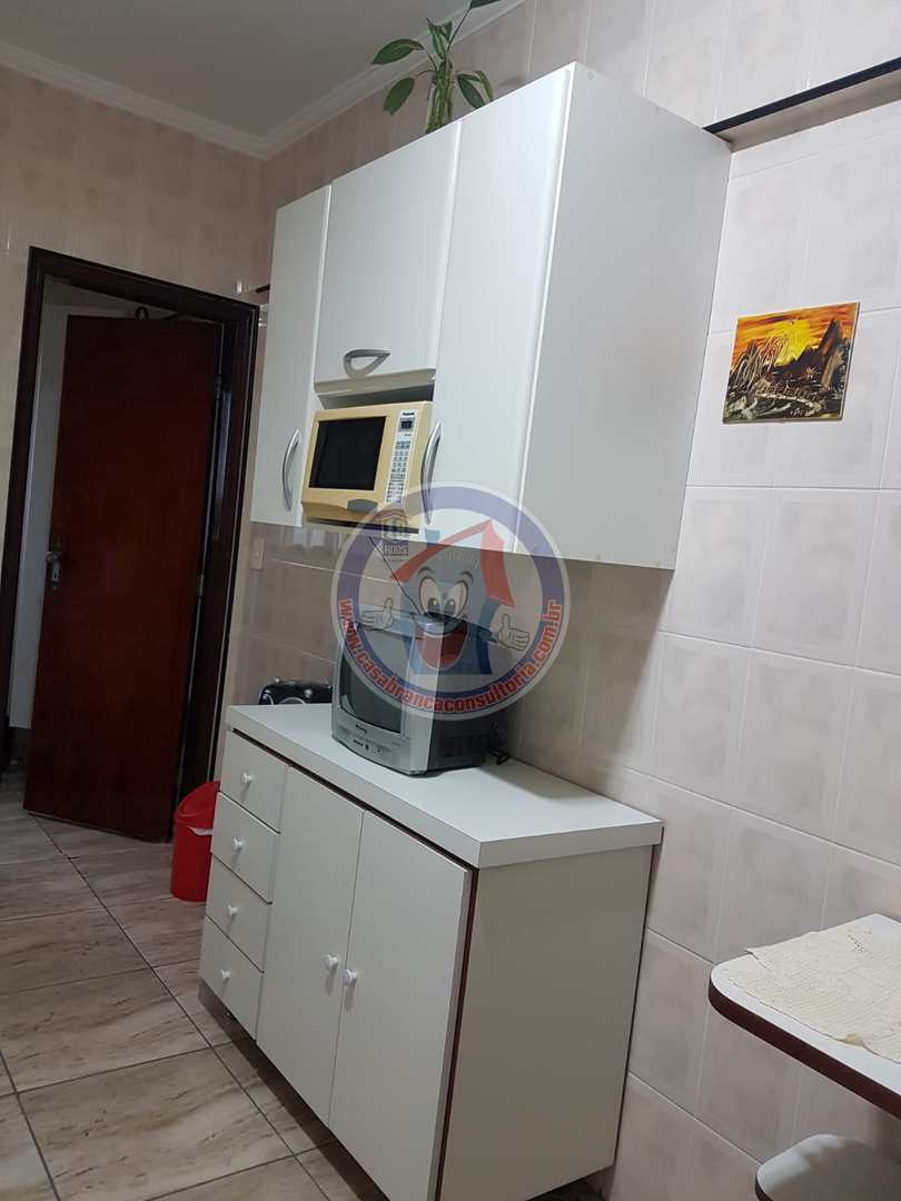 Apartamento à venda com 2 quartos, 80m² - Foto 3