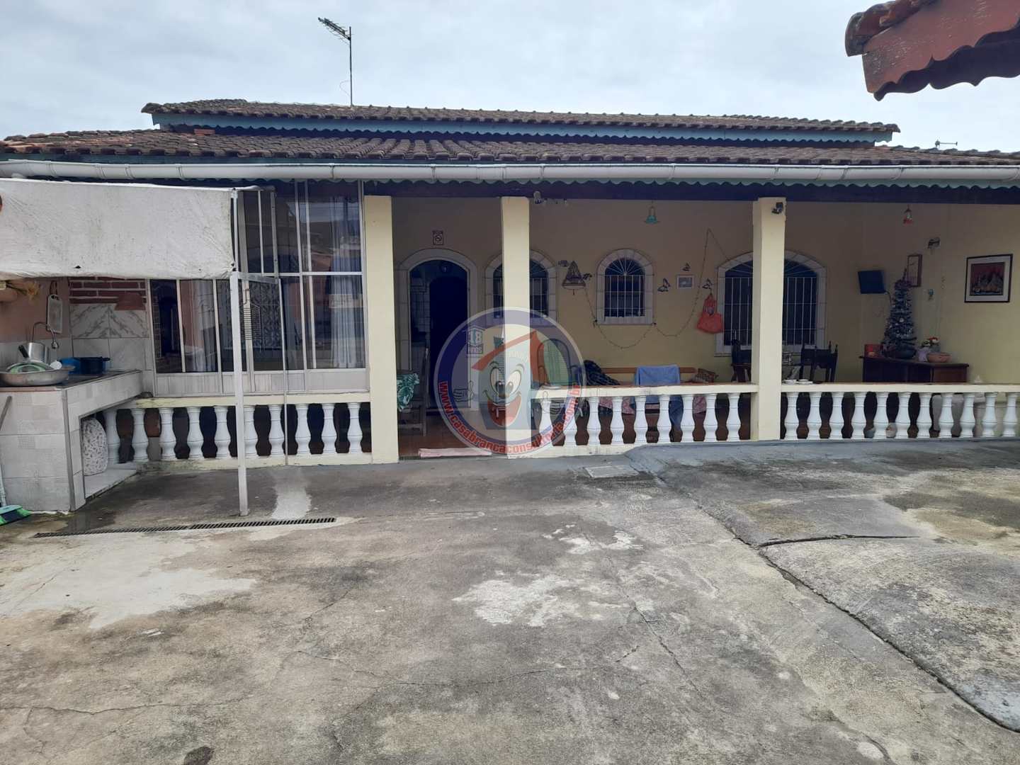 Casa à venda com 2 quartos, 400m² - Foto 2