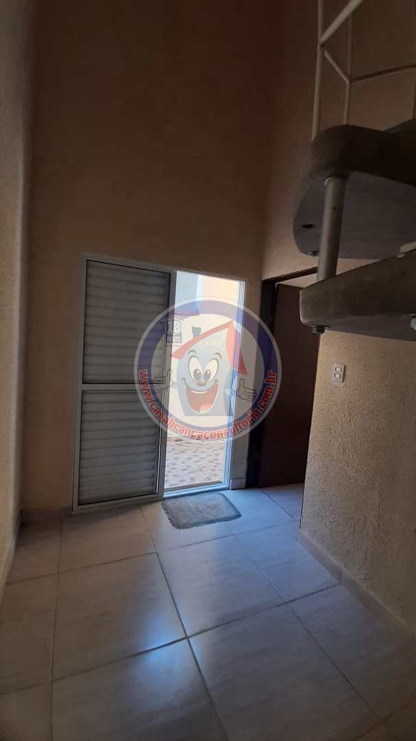 Sobrado à venda com 2 quartos, 97m² - Foto 19