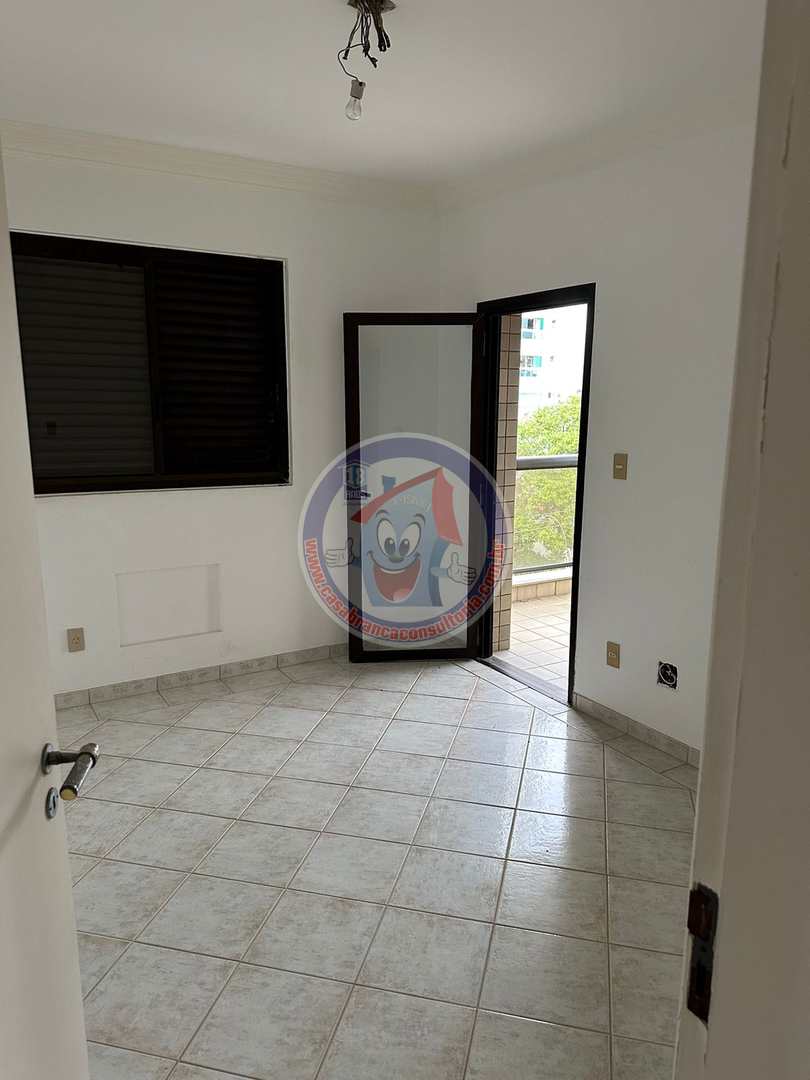 Apartamento à venda com 4 quartos, 224m² - Foto 23