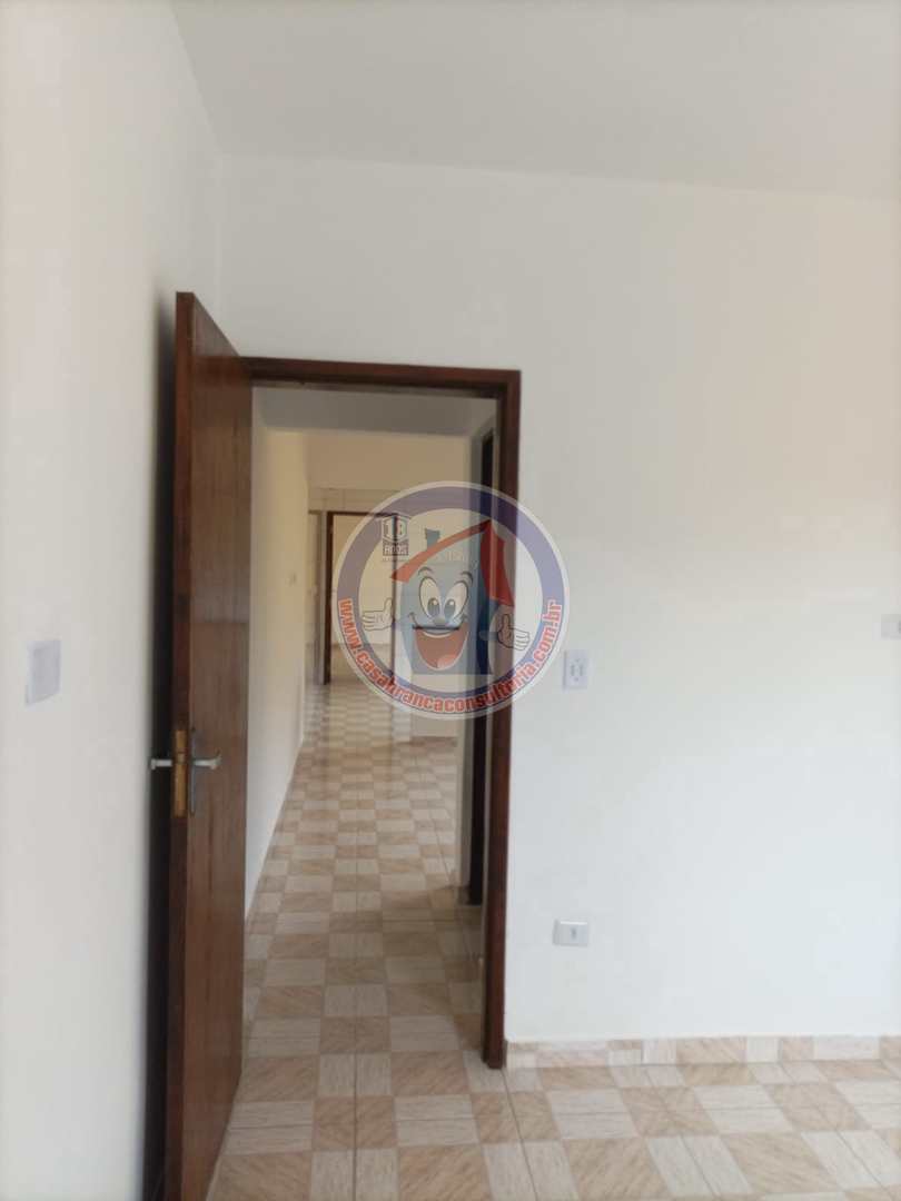 Casa à venda com 2 quartos, 70m² - Foto 12