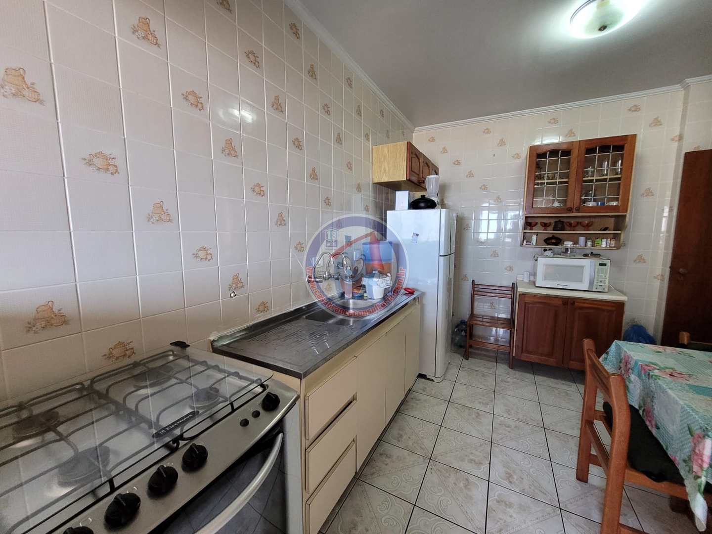 Apartamento à venda com 2 quartos, 76m² - Foto 10