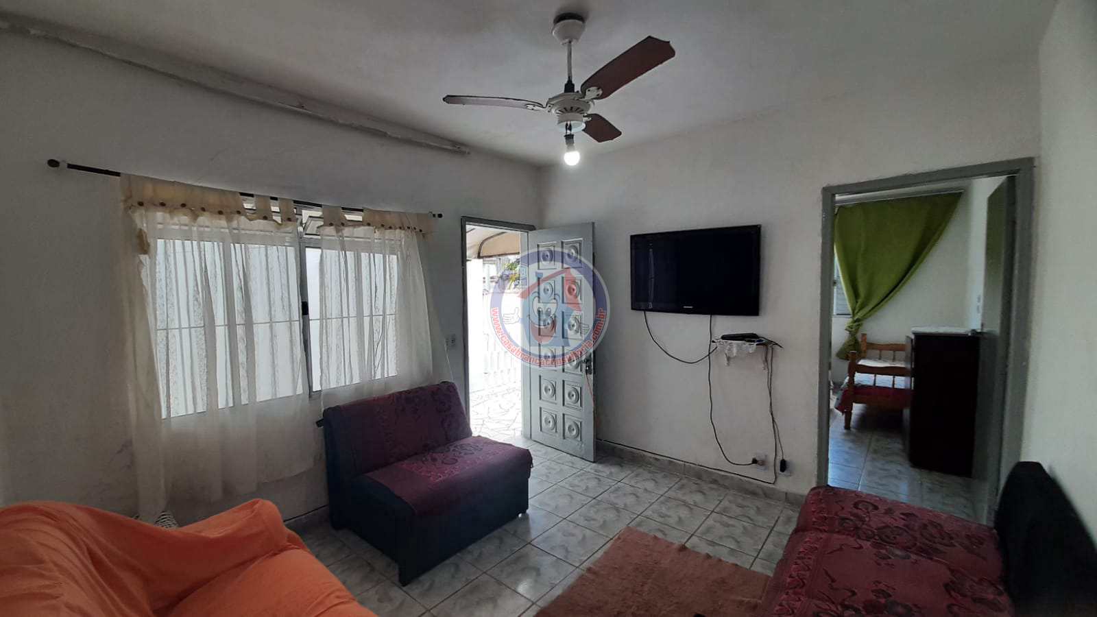 Casa à venda com 2 quartos, 60m² - Foto 4