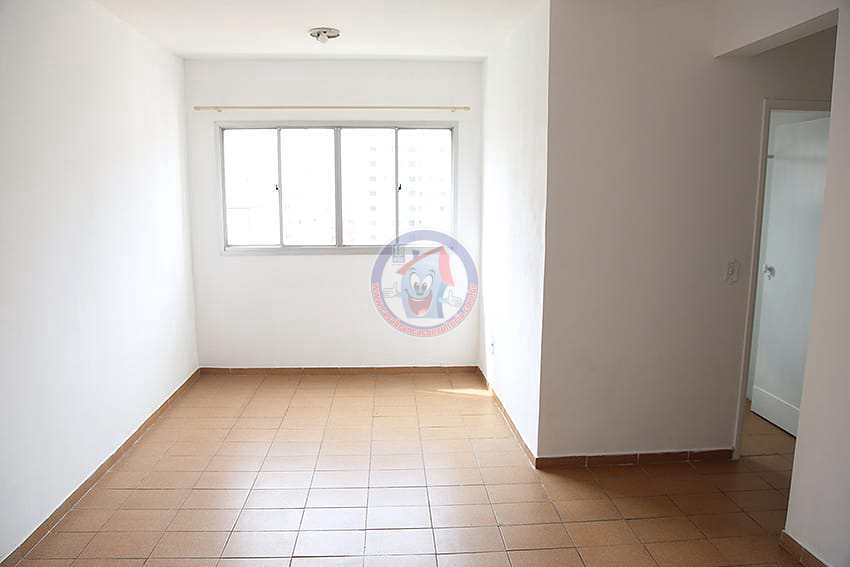 Apartamento à venda com 1 quarto, 70m² - Foto 2