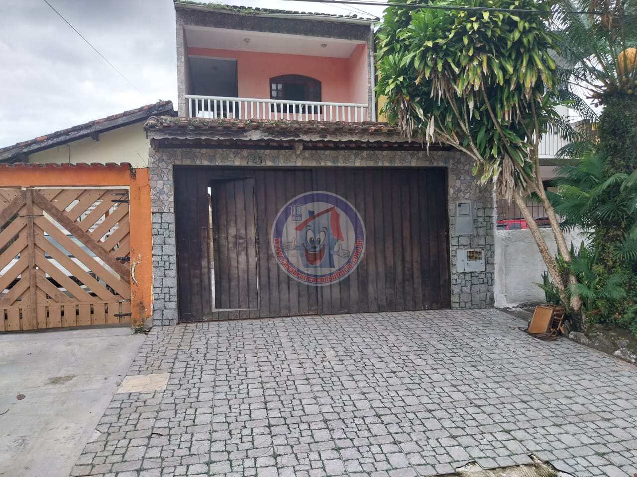 Sobrado à venda com 4 quartos, 177m² - Foto 1