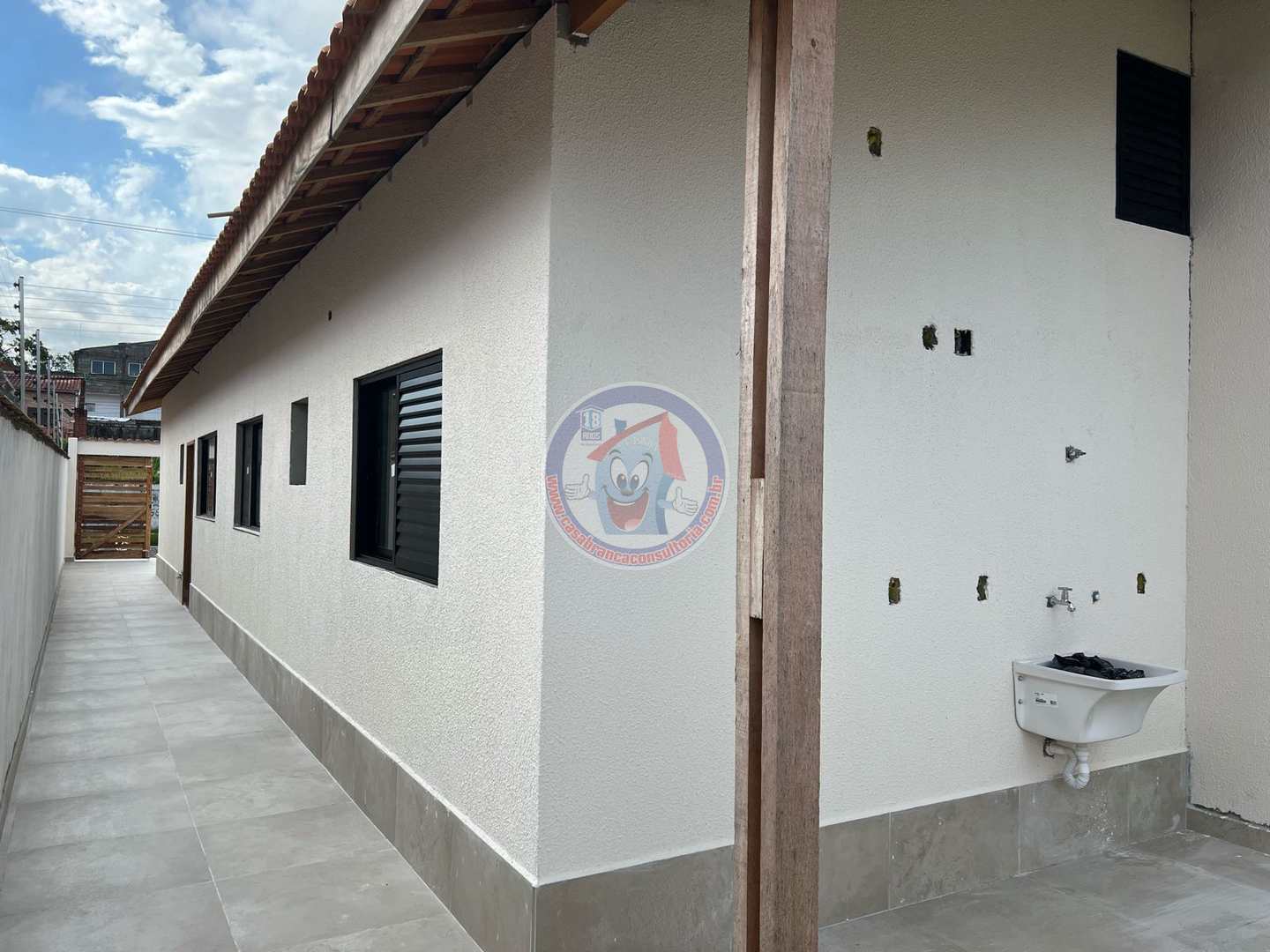 Casa à venda com 2 quartos, 125m² - Foto 12