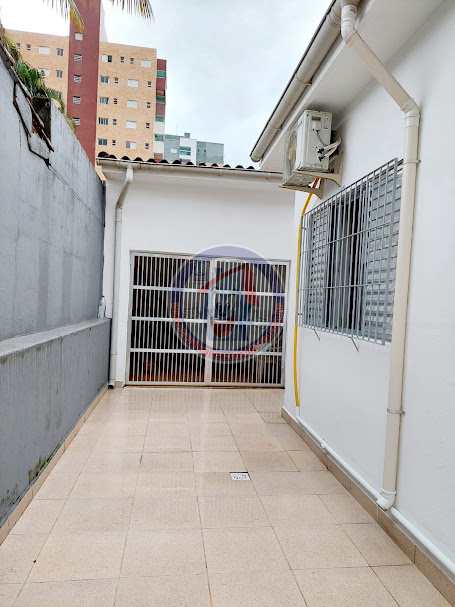 Casa à venda com 2 quartos, 150m² - Foto 4