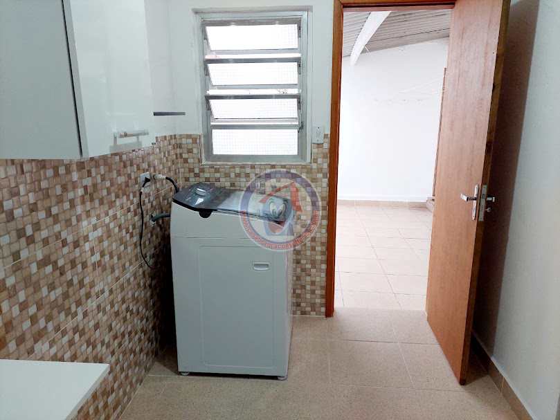 Casa à venda com 2 quartos, 150m² - Foto 6