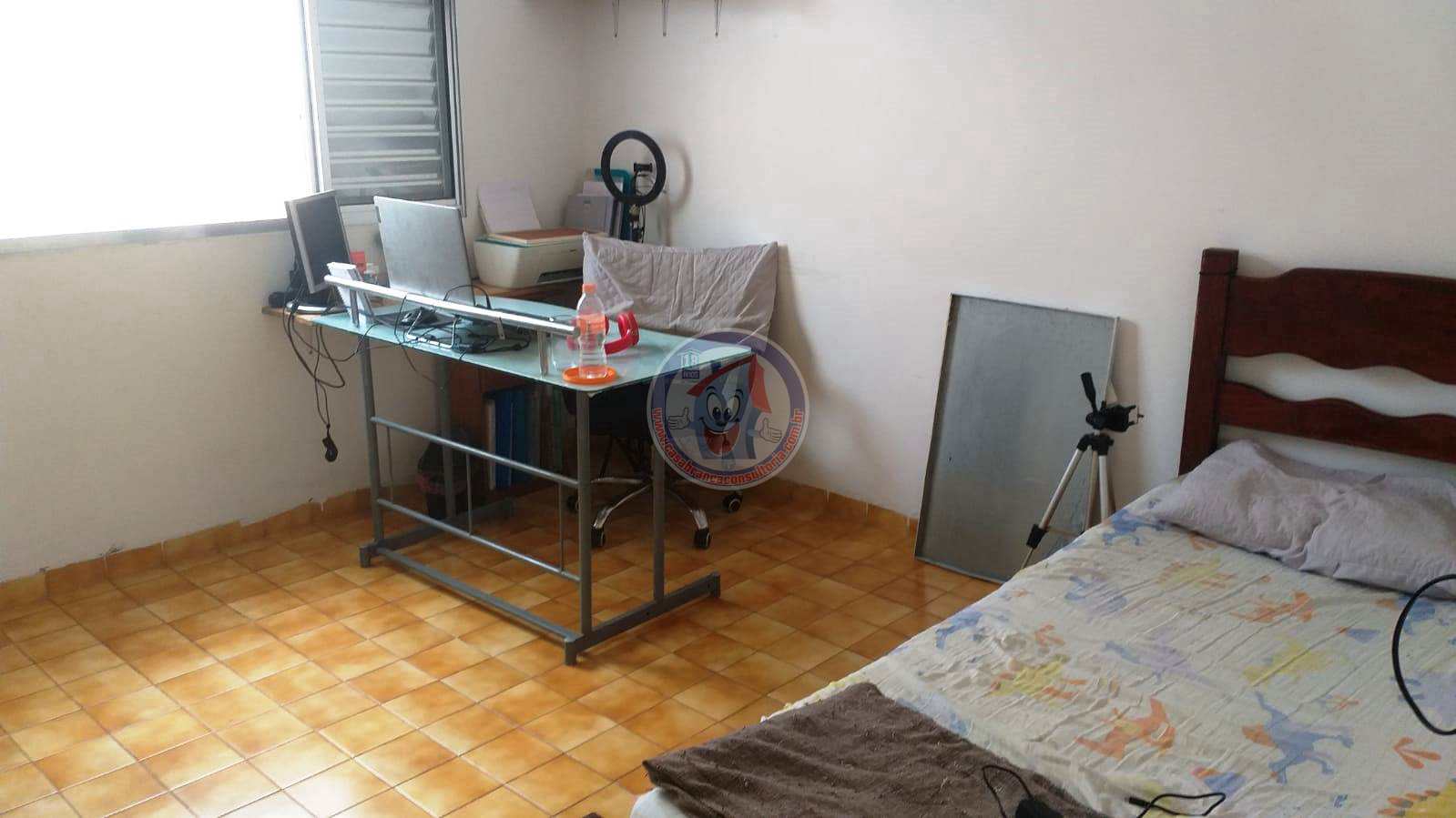 Casa à venda com 3 quartos, 90m² - Foto 18