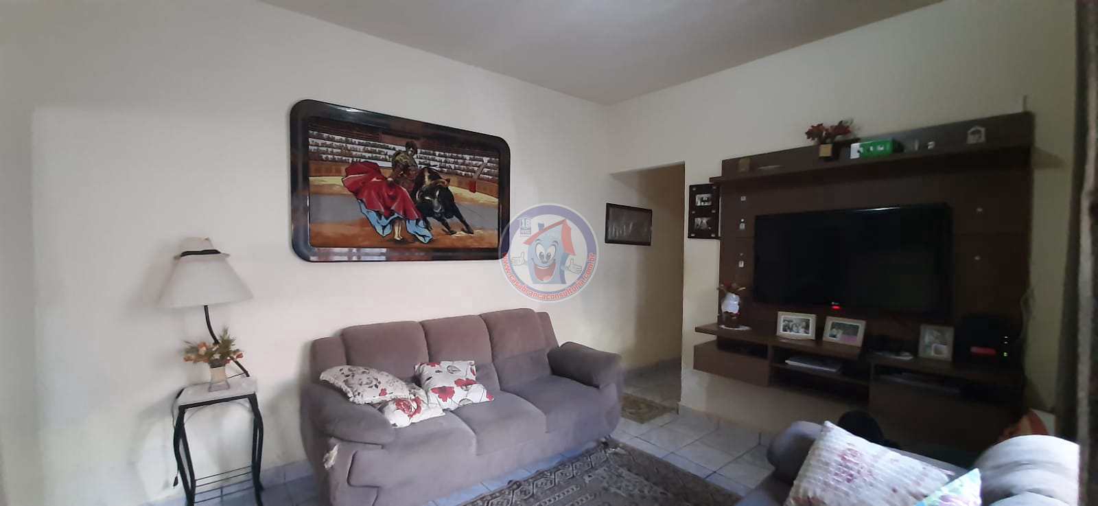 Casa à venda com 2 quartos, 90m² - Foto 1