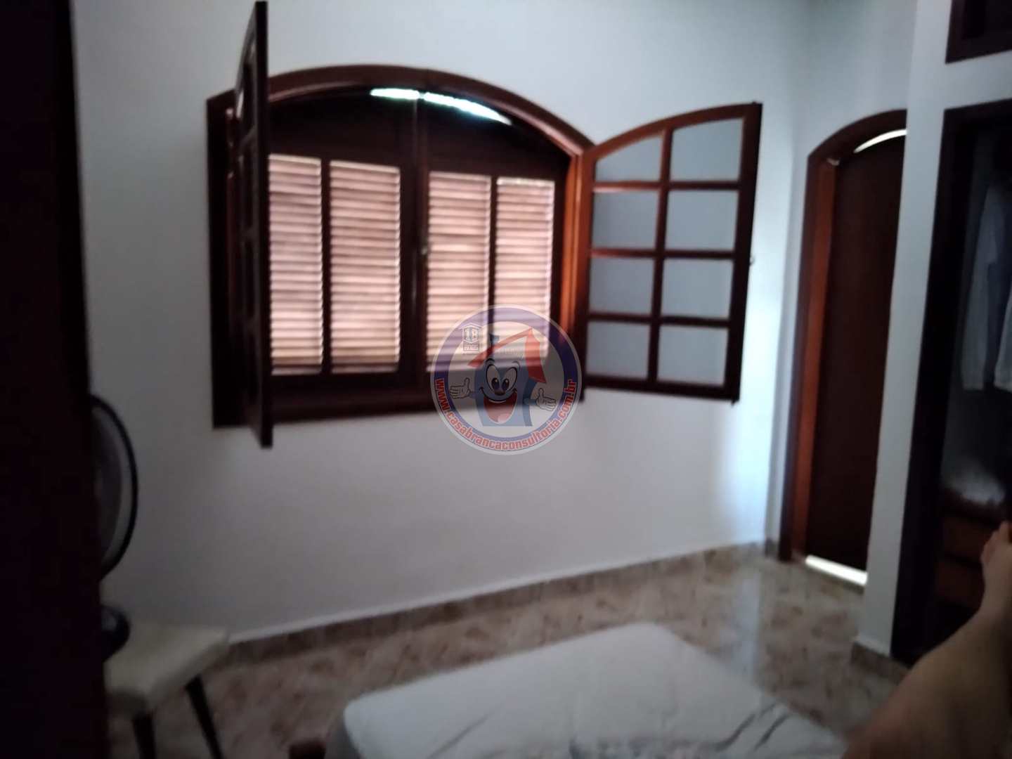 Casa à venda com 4 quartos, 270m² - Foto 22