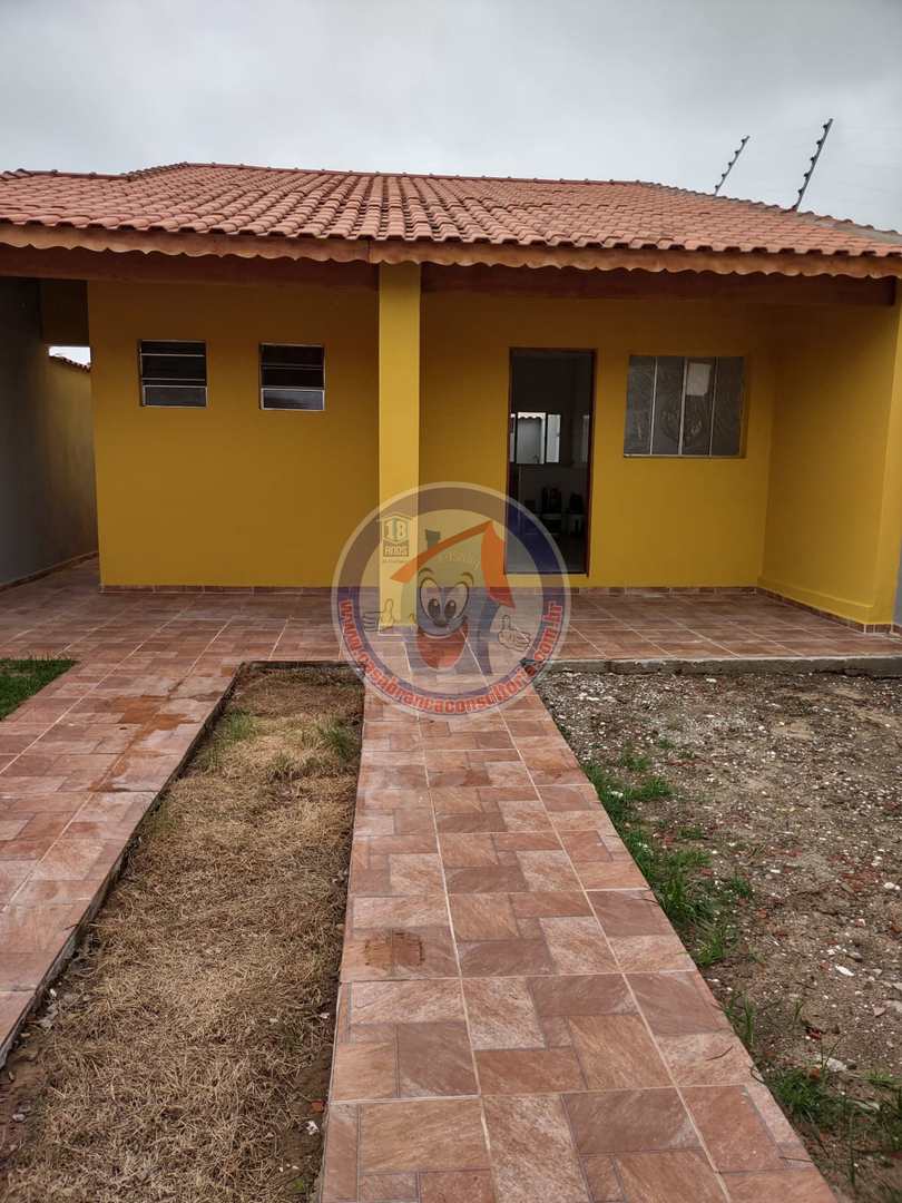 Casa à venda com 2 quartos, 80m² - Foto 1