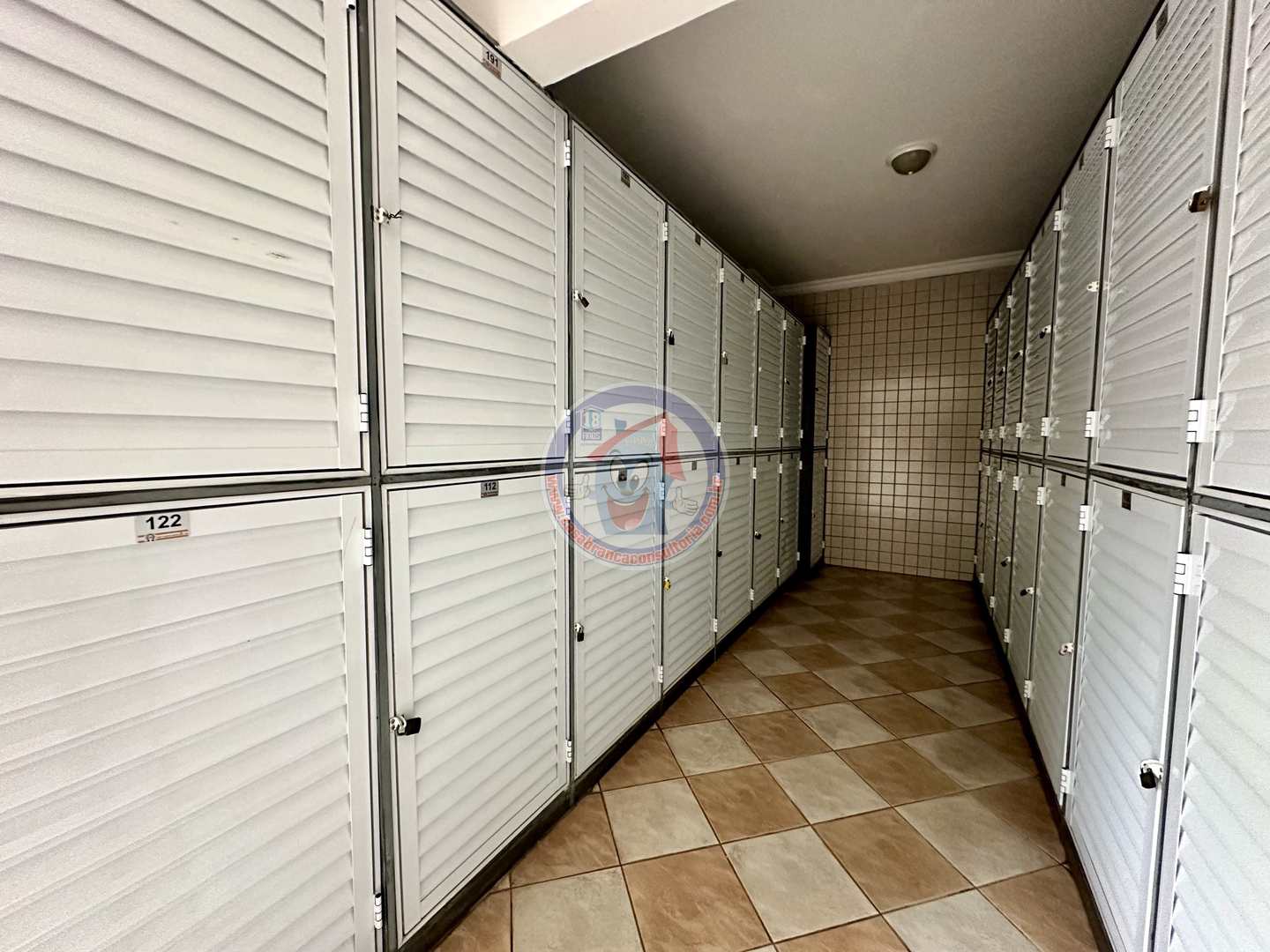 Apartamento à venda com 2 quartos, 88m² - Foto 9