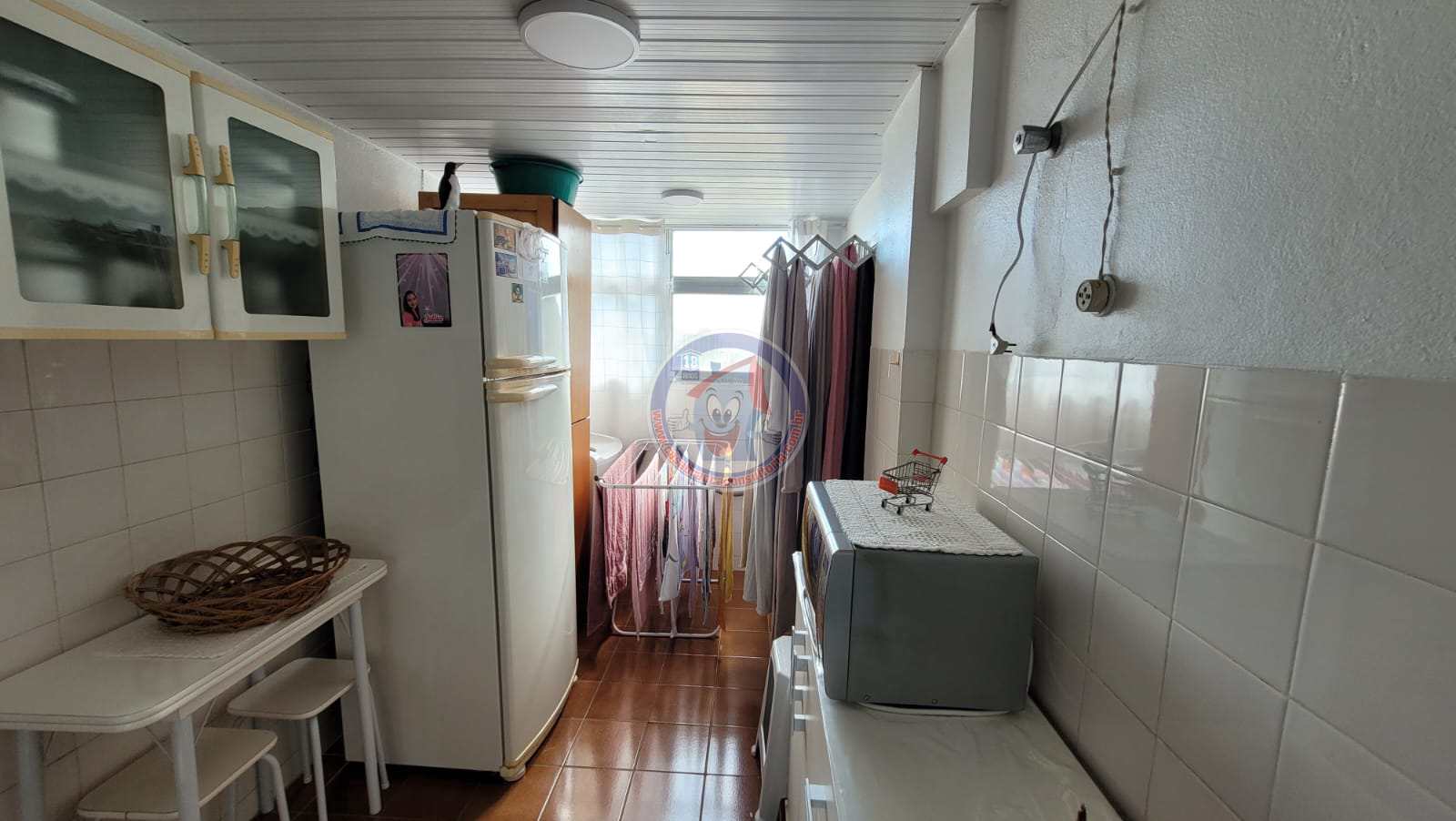 Apartamento à venda com 2 quartos, 79m² - Foto 4