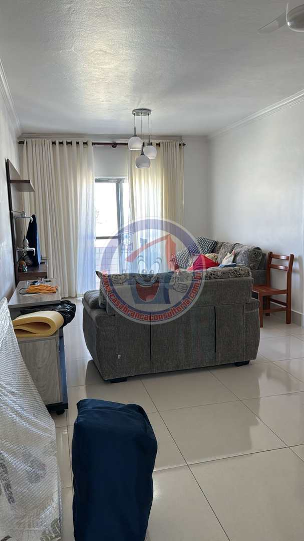 Apartamento à venda com 2 quartos, 70m² - Foto 1