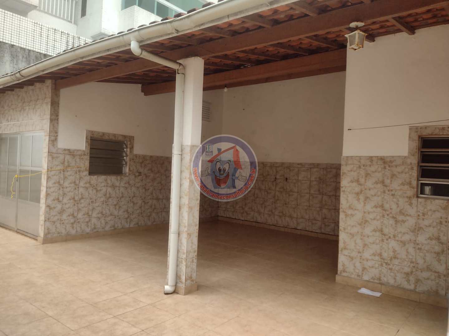 Casa à venda com 3 quartos, 300m² - Foto 27