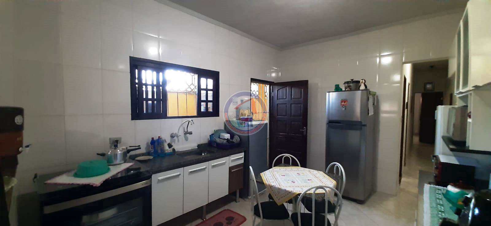 Casa à venda com 2 quartos, 68m² - Foto 7