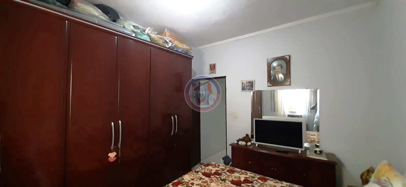 Casa à venda com 2 quartos, 68m² - Foto 12