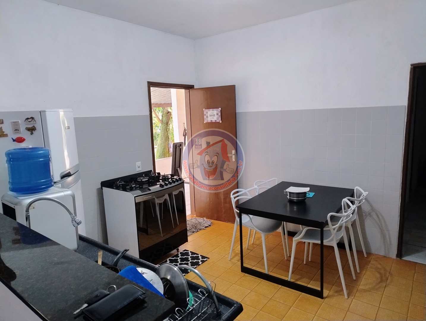 Chácara à venda com 4 quartos, 560m² - Foto 18