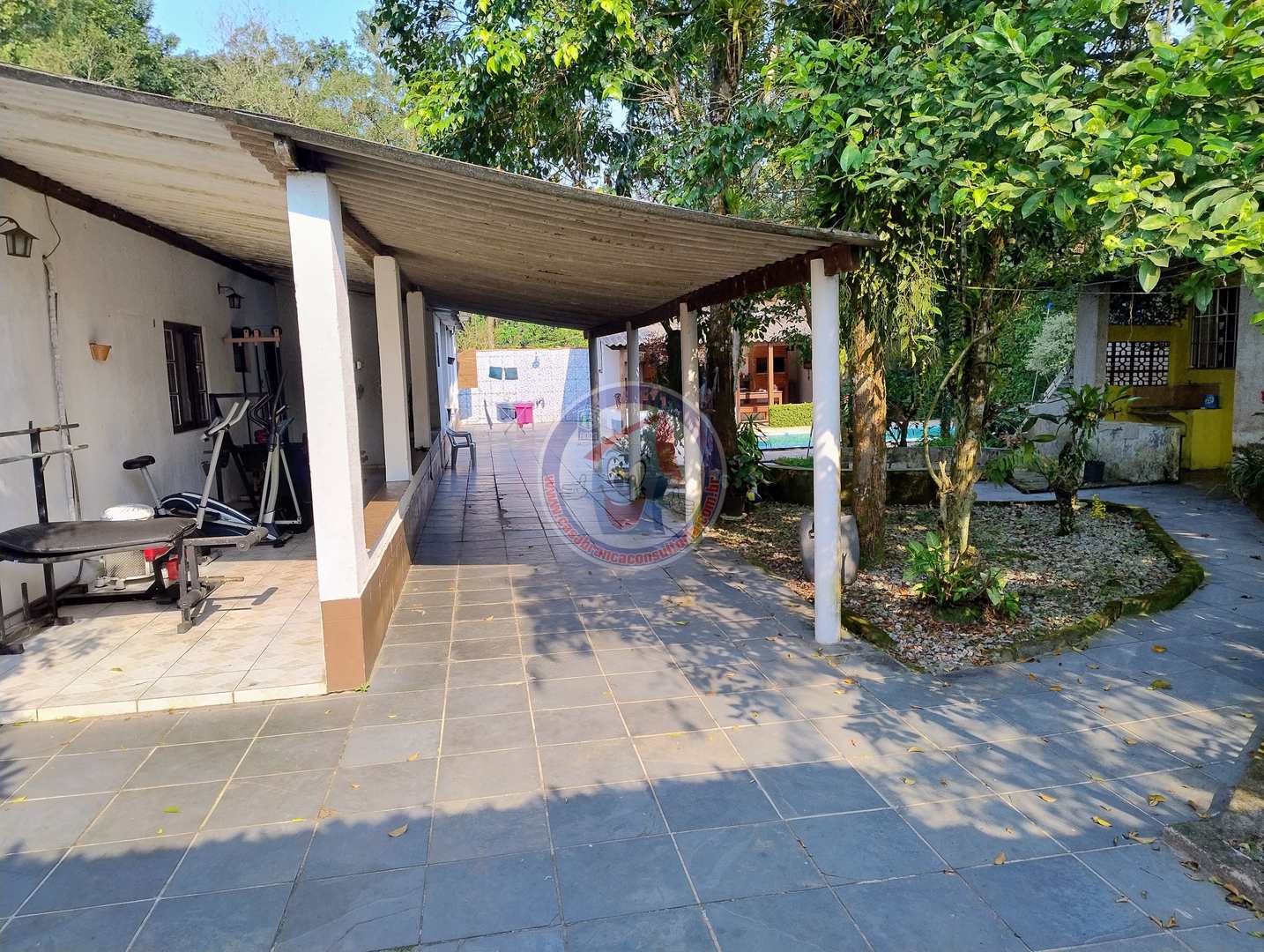Chácara à venda com 4 quartos, 560m² - Foto 8