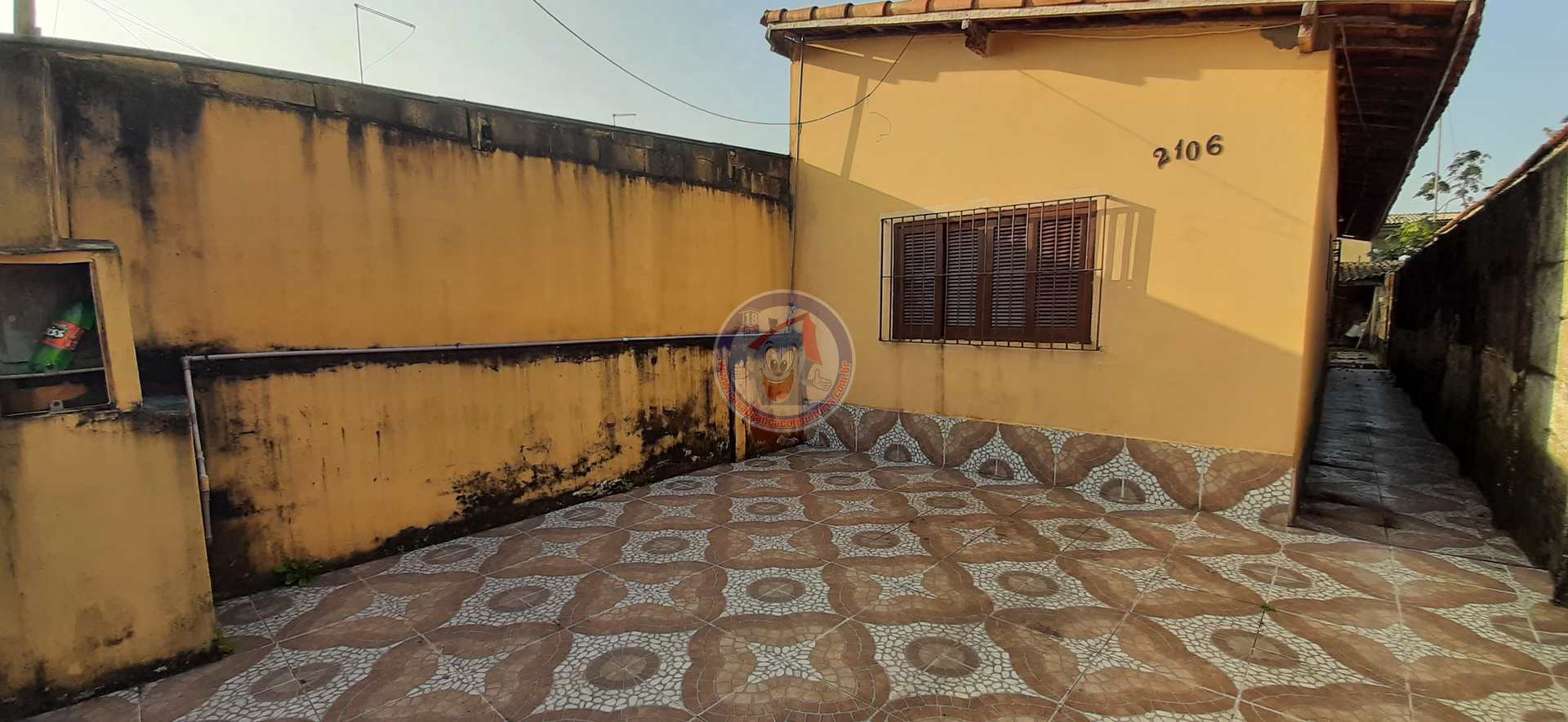 Casa para alugar com 2 quartos, 75m² - Foto 1