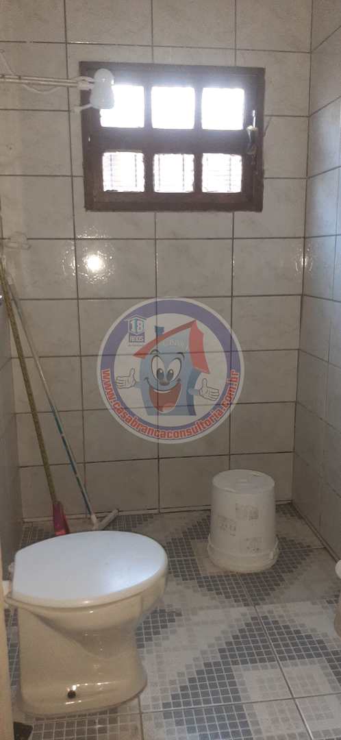 Casa para alugar com 2 quartos, 75m² - Foto 12