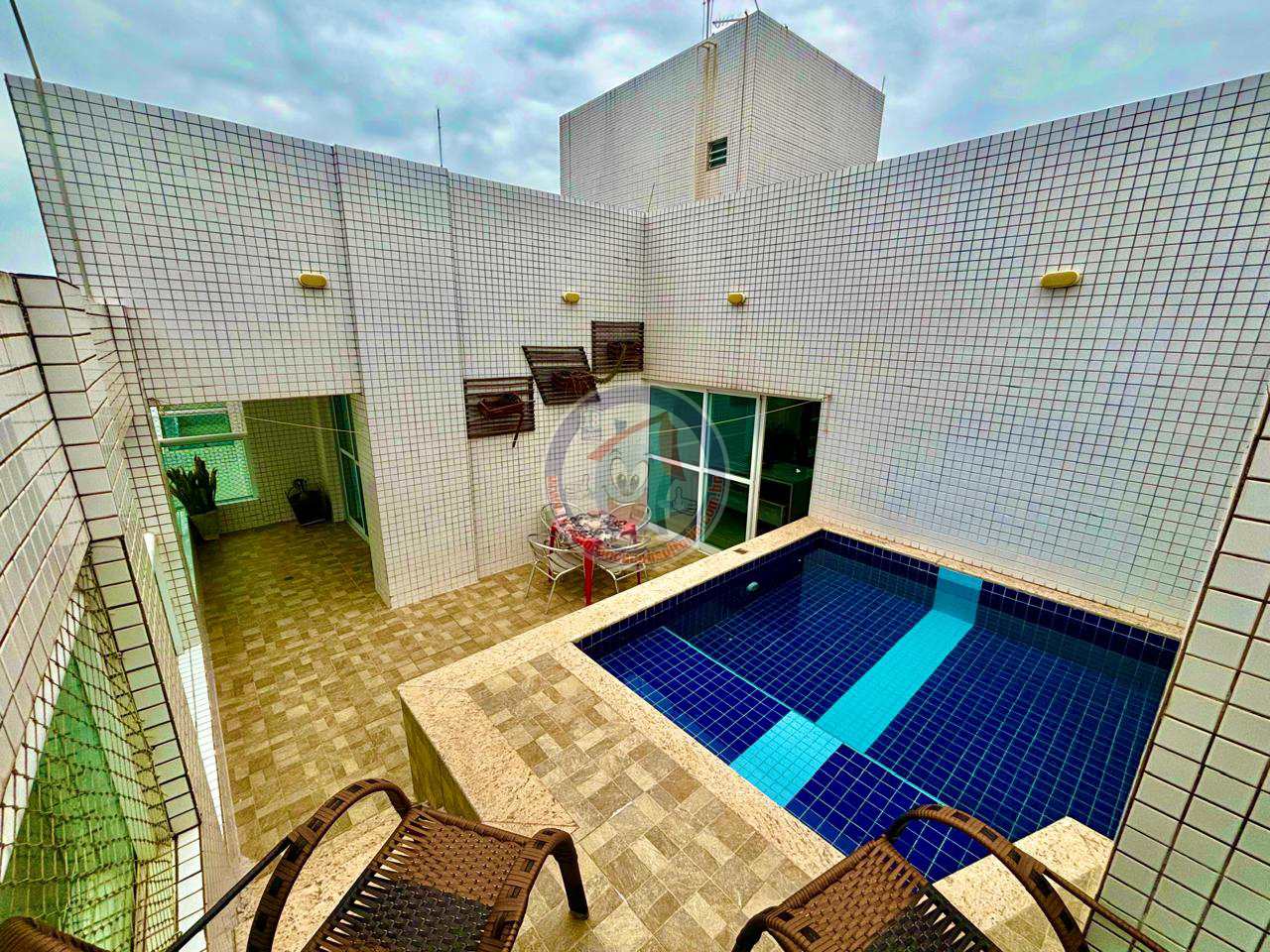 Cobertura à venda com 4 quartos, 197m² - Foto 1