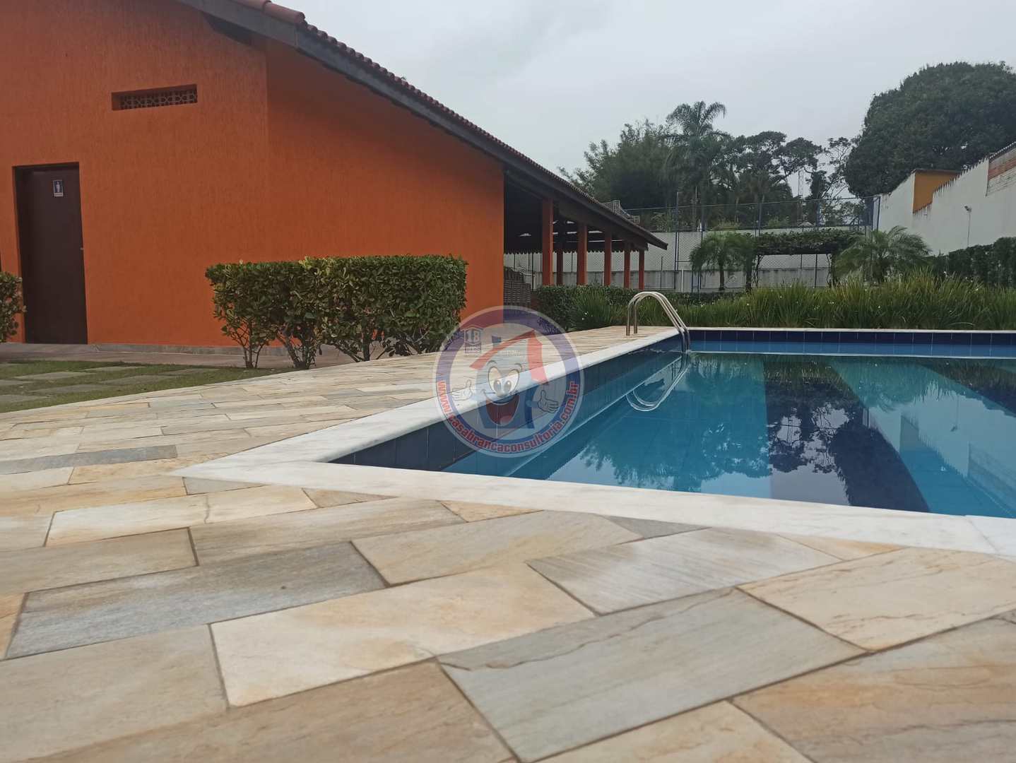 Conjunto Comercial-Sala à venda com 1 quarto, 202m² - Foto 2