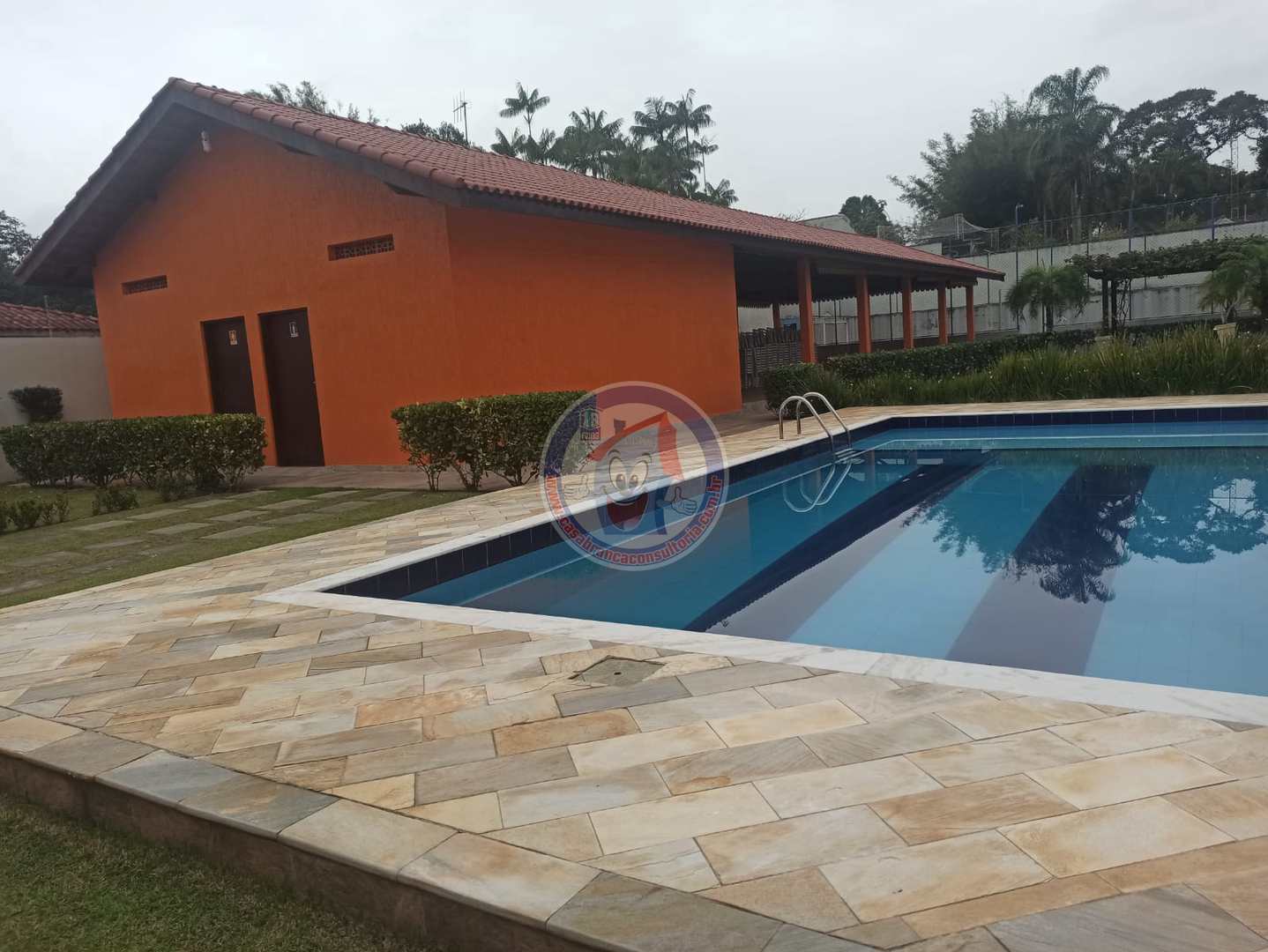 Conjunto Comercial-Sala à venda com 1 quarto, 202m² - Foto 1