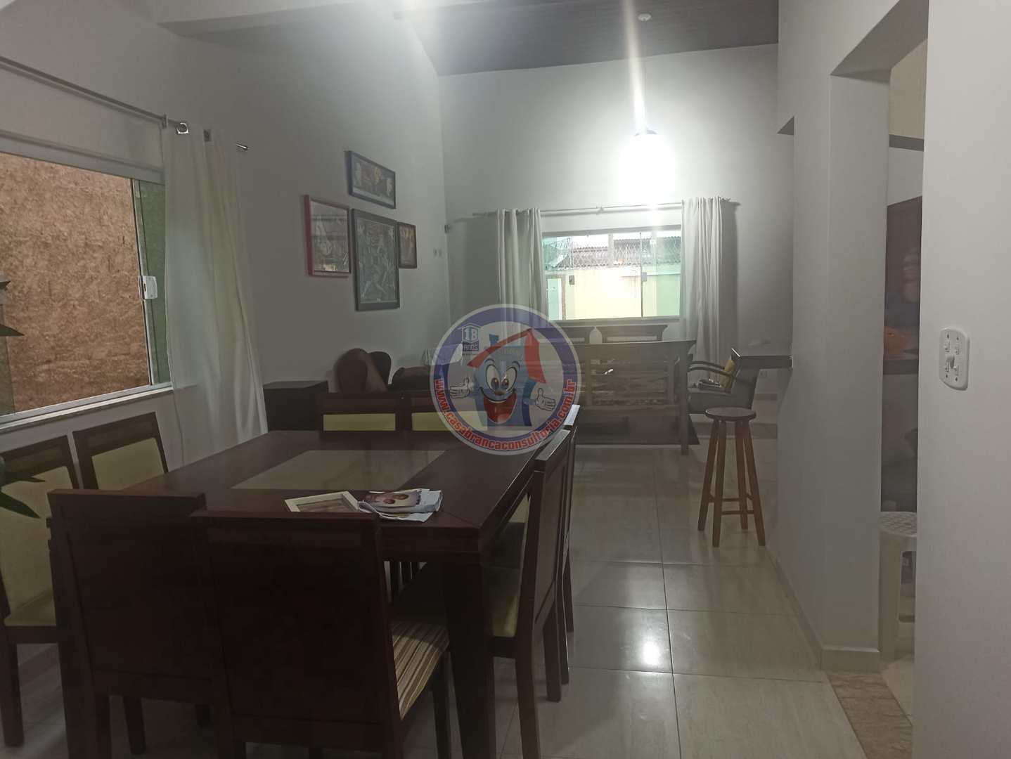 Casa à venda e aluguel com 5 quartos, 213m² - Foto 4