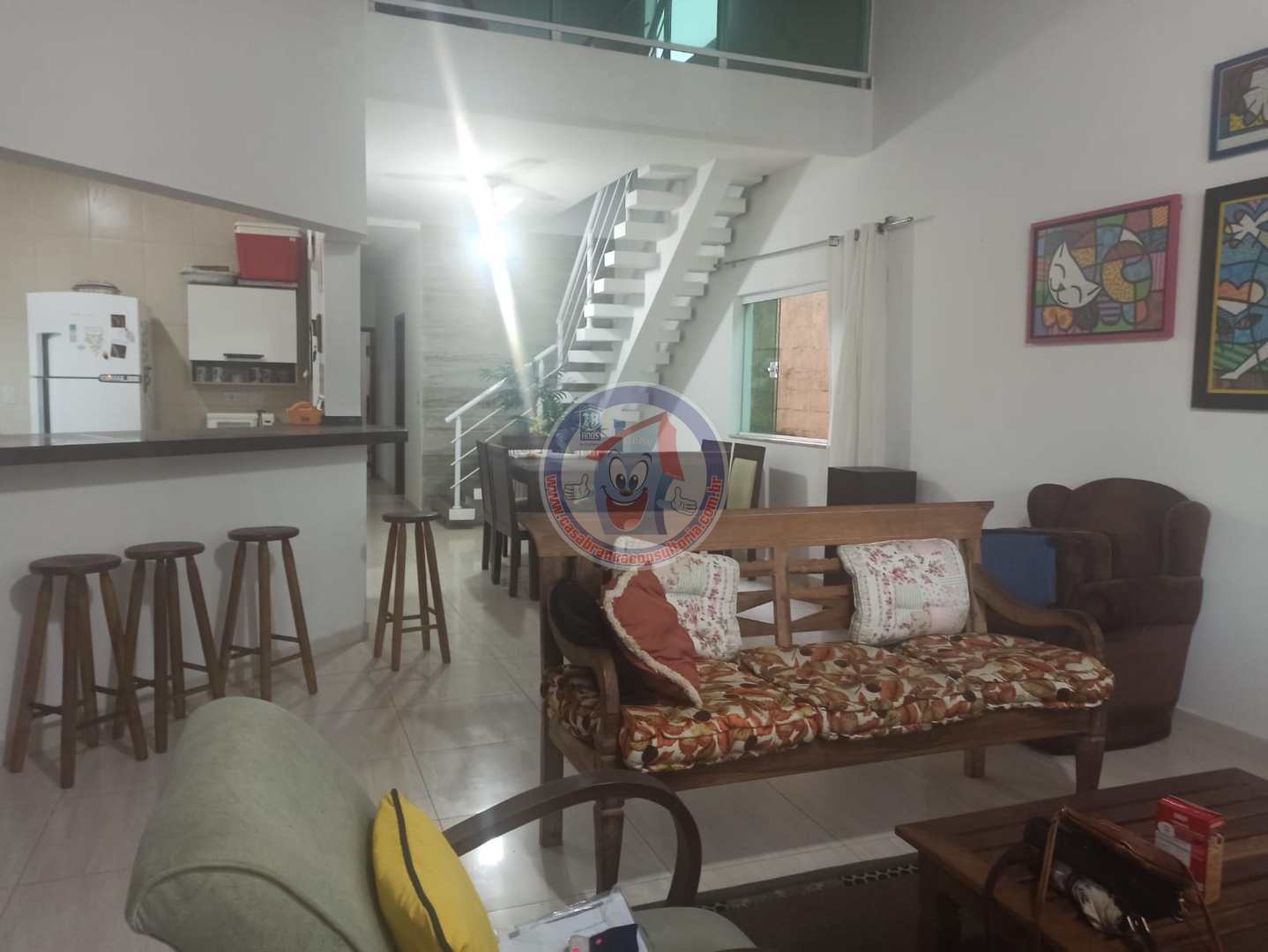 Casa à venda e aluguel com 5 quartos, 213m² - Foto 2