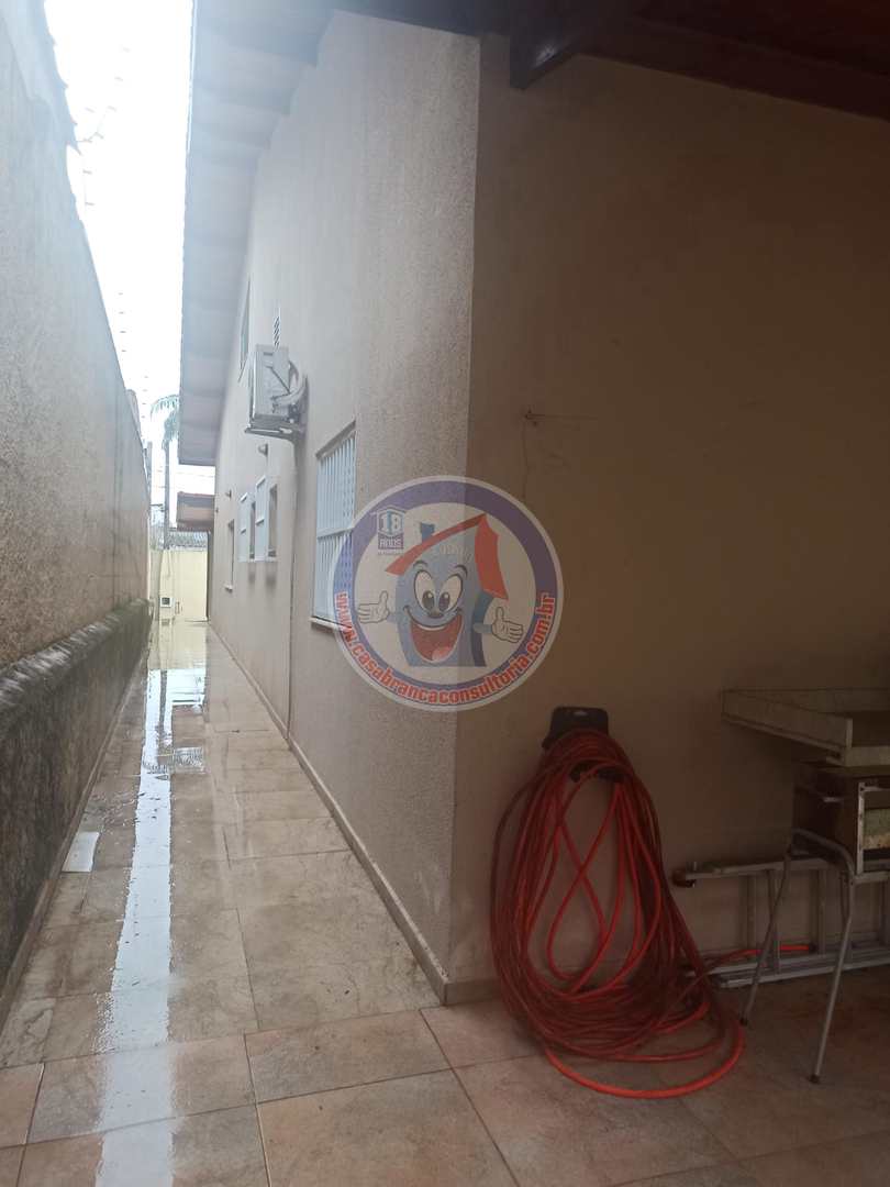 Casa à venda e aluguel com 5 quartos, 213m² - Foto 39