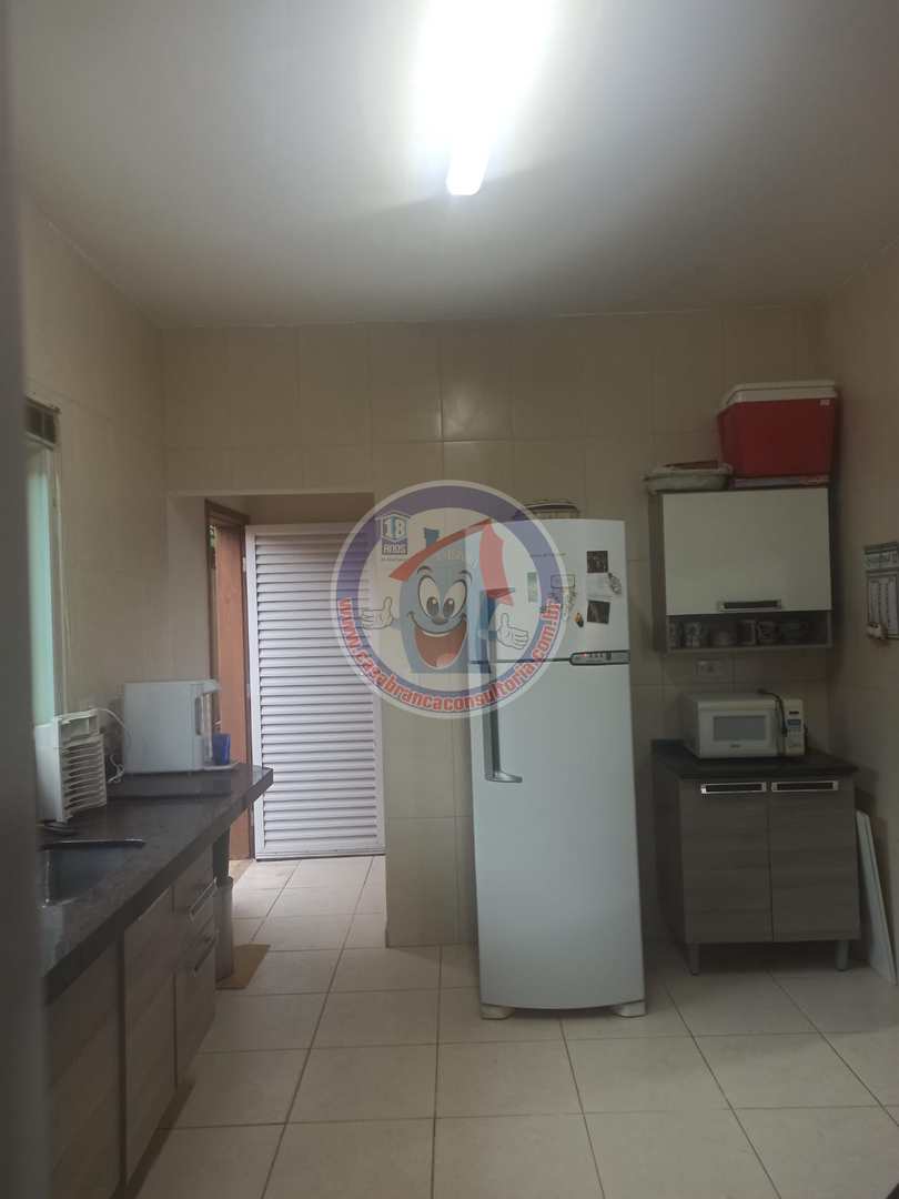 Casa à venda e aluguel com 5 quartos, 213m² - Foto 10
