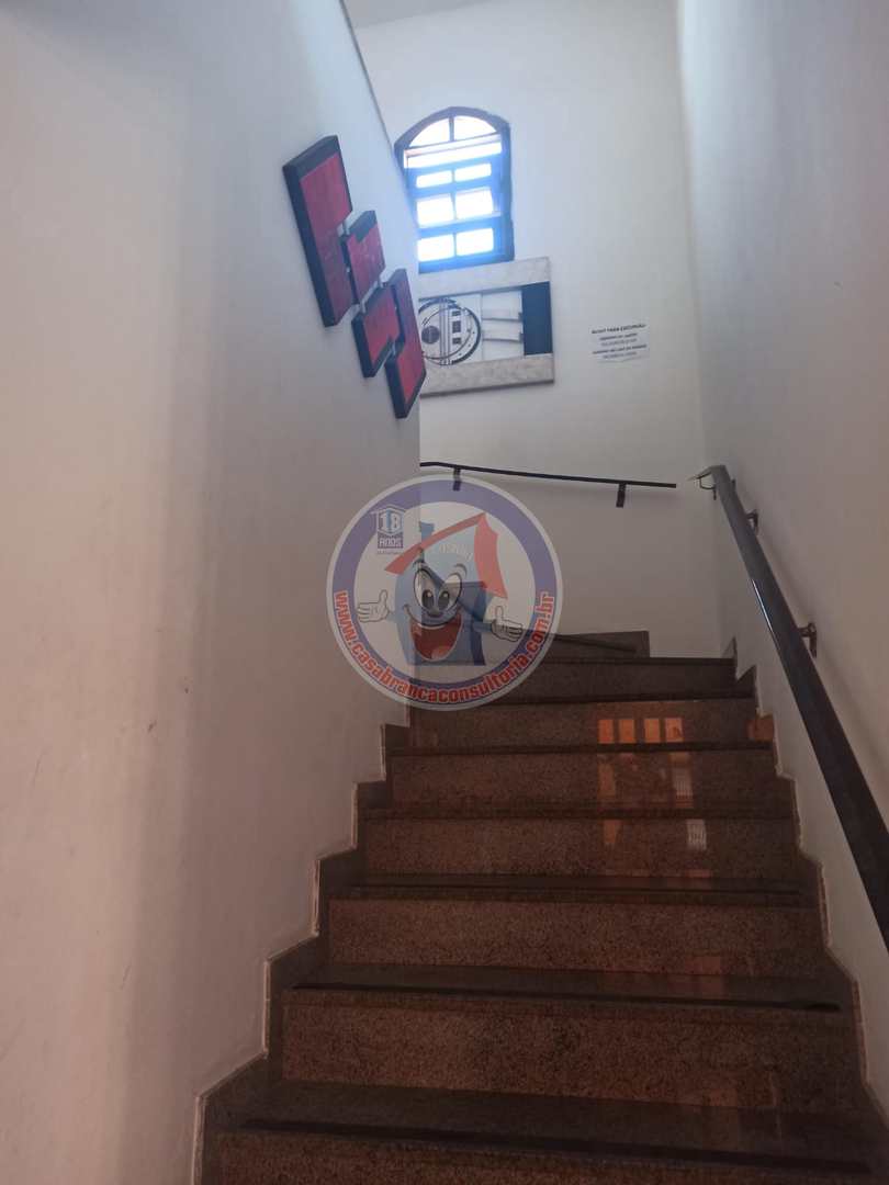 Casa à venda e aluguel com 32 quartos, 1422m² - Foto 13