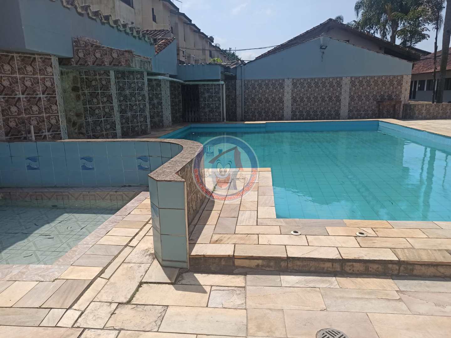 Casa à venda e aluguel com 90 quartos, 5000m² - Foto 3