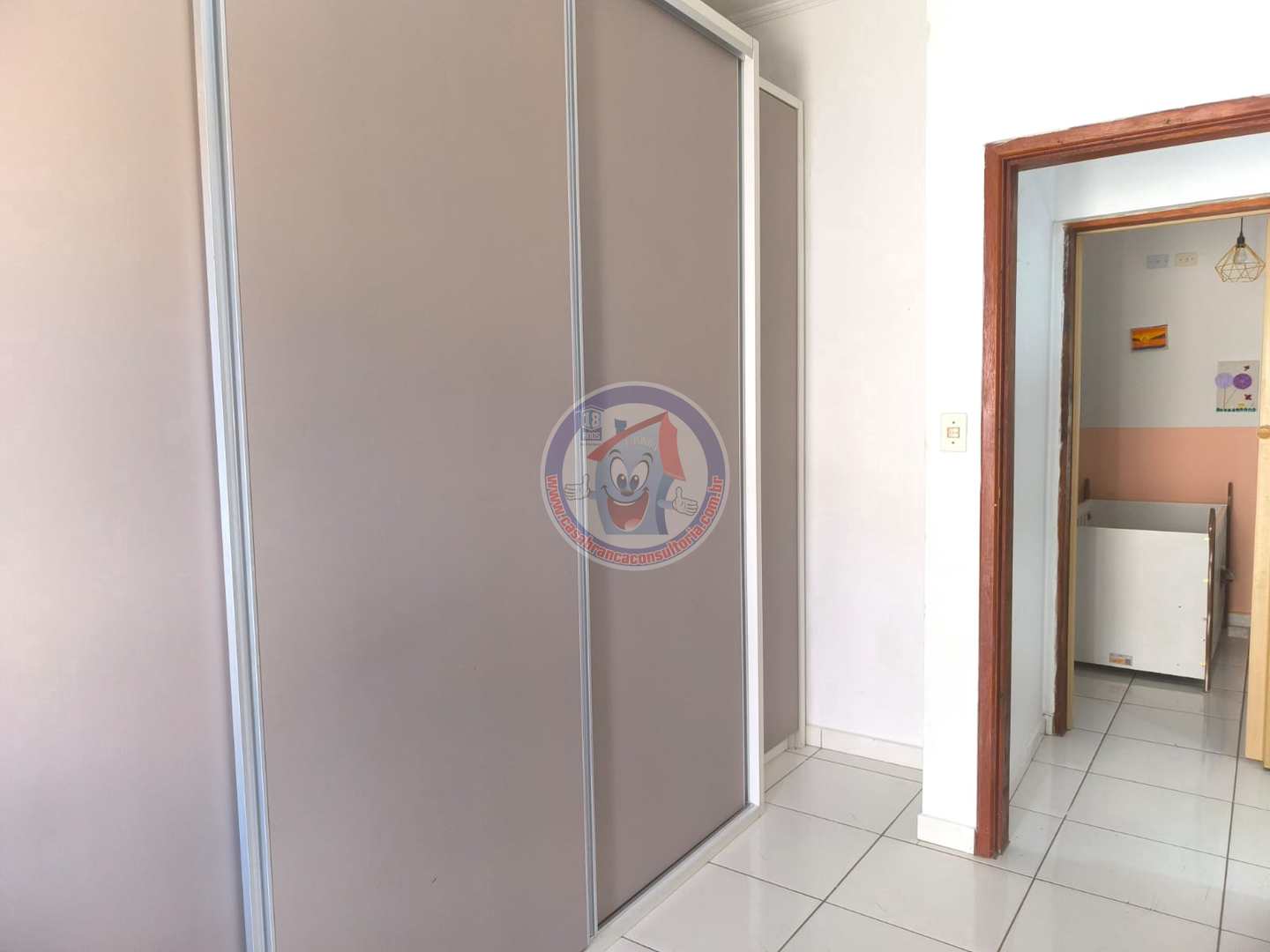 Casa de Condomínio à venda e aluguel com 2 quartos, 80m² - Foto 17