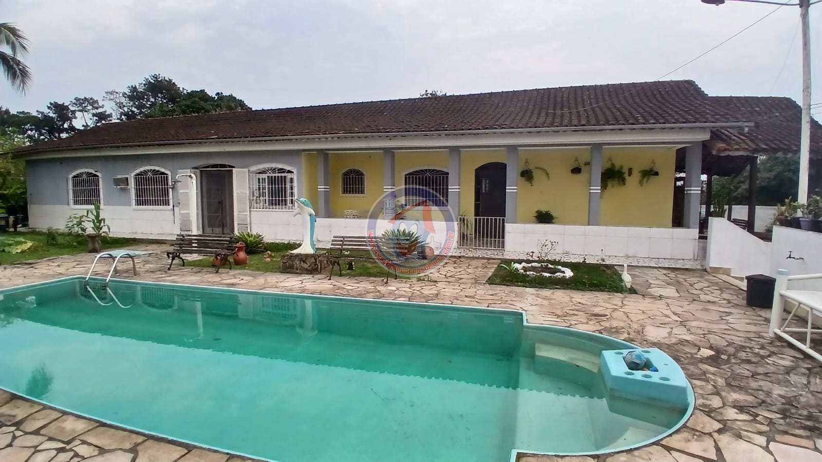Chácara à venda com 5 quartos, 1625m² - Foto 1