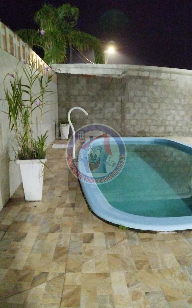 Casa para alugar com 2 quartos, 90m² - Foto 2