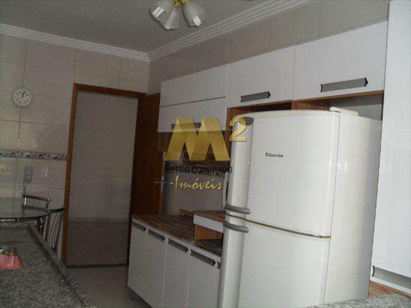 Apartamento à venda com 2 quartos, 95m² - Foto 4