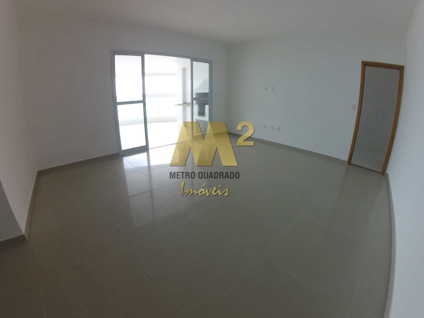 Apartamento à venda com 3 quartos, 206m² - Foto 3