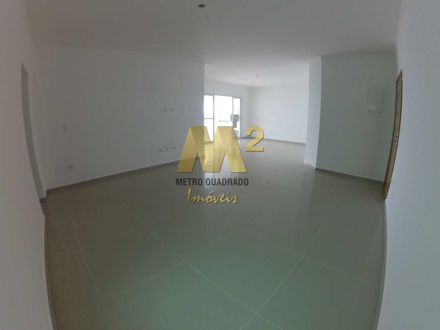 Apartamento à venda com 3 quartos, 206m² - Foto 2