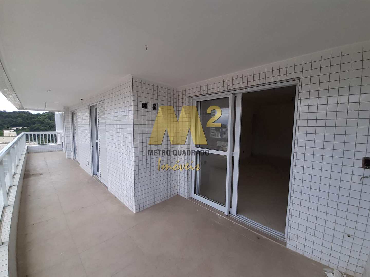 Apartamento à venda com 3 quartos, 144m² - Foto 3