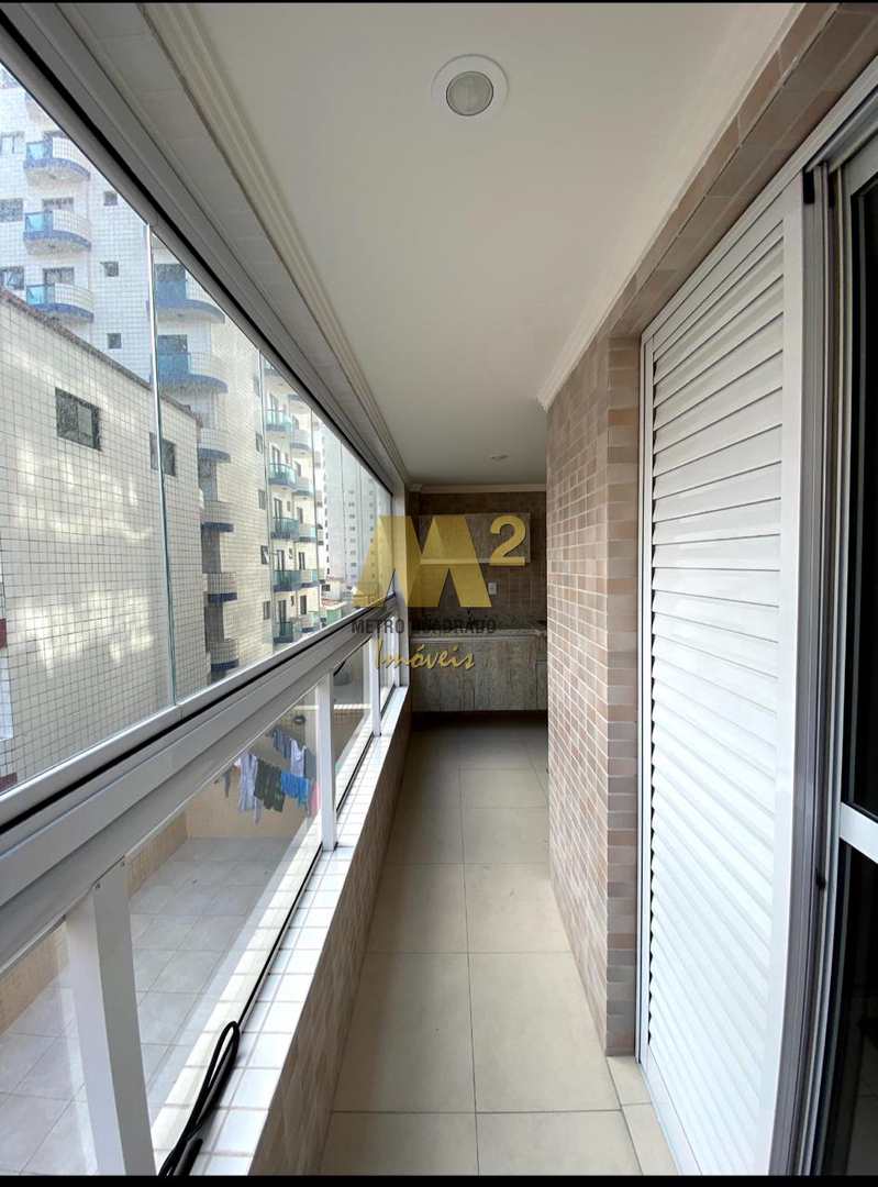 Apartamento à venda com 2 quartos, 67m² - Foto 4