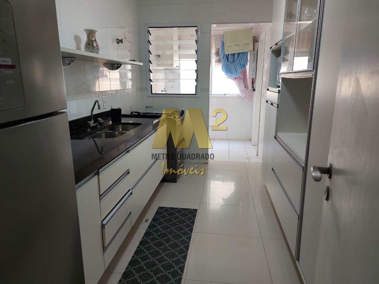 Apartamento à venda com 3 quartos, 185m² - Foto 11