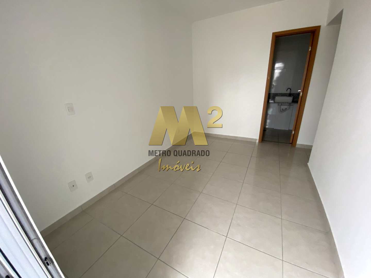 Apartamento à venda com 2 quartos, 75m² - Foto 14