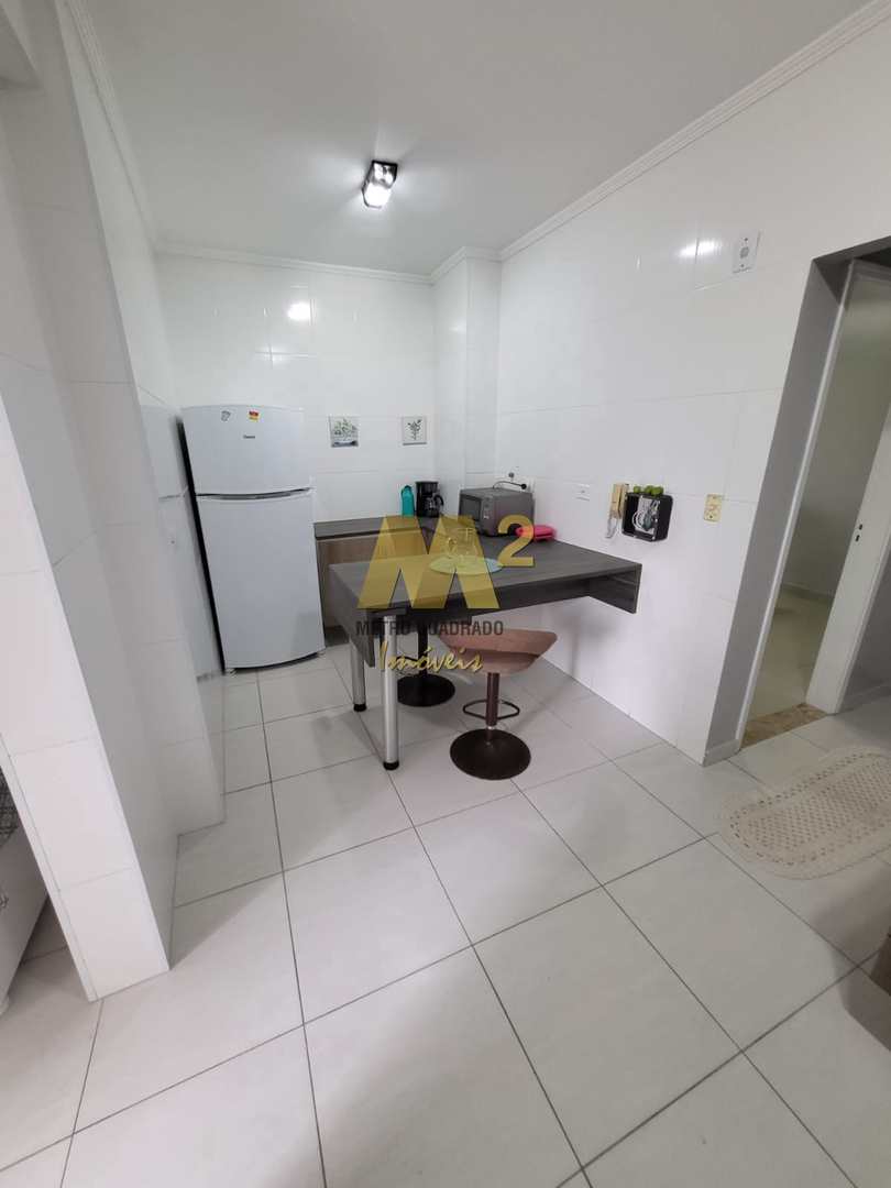 Apartamento à venda com 3 quartos, 137m² - Foto 11