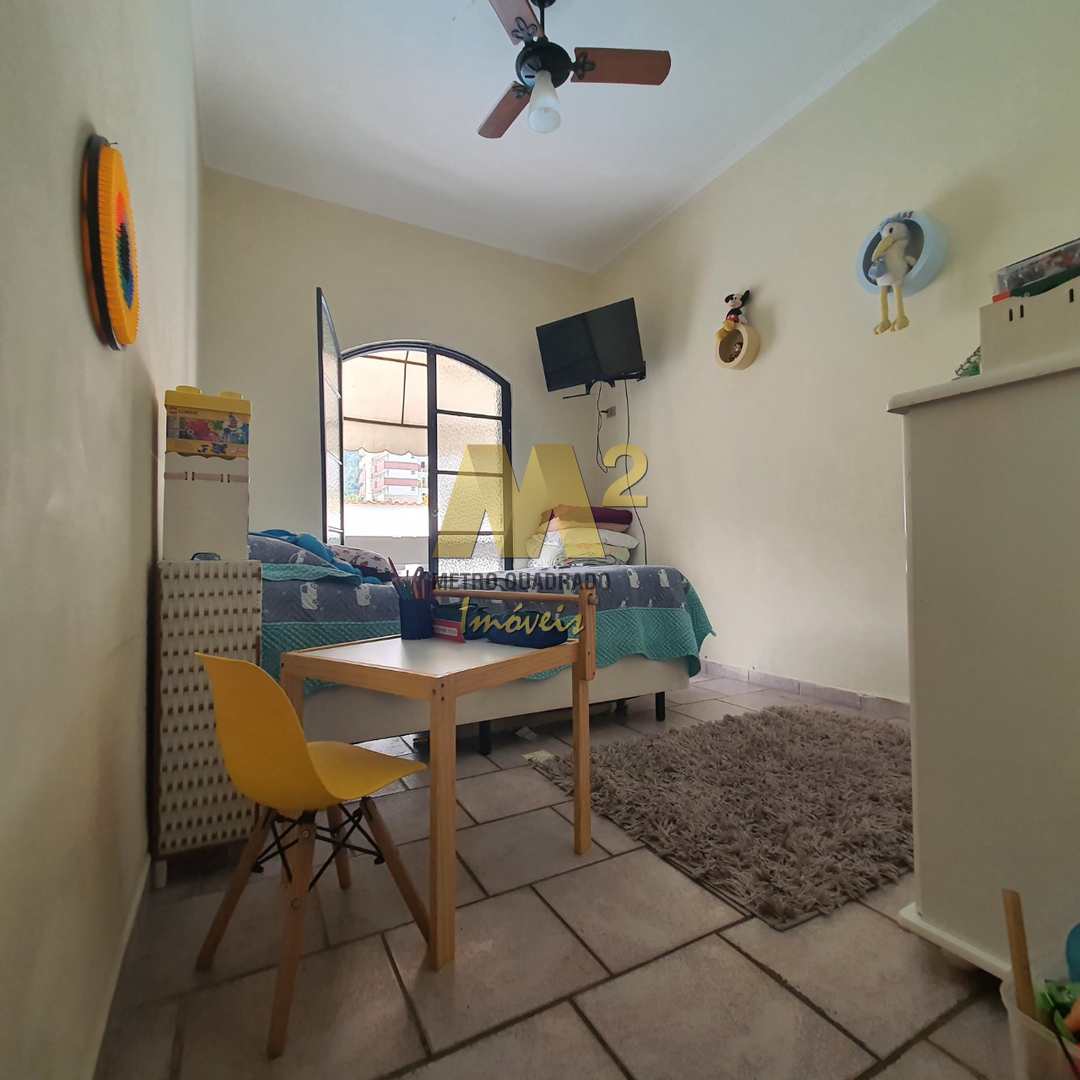 Casa à venda com 2 quartos, 400m² - Foto 14