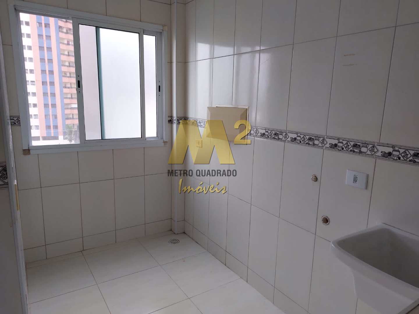 Apartamento à venda com 3 quartos, 145m² - Foto 4