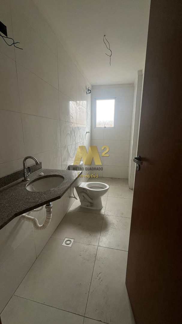 Apartamento à venda com 2 quartos, 67m² - Foto 14